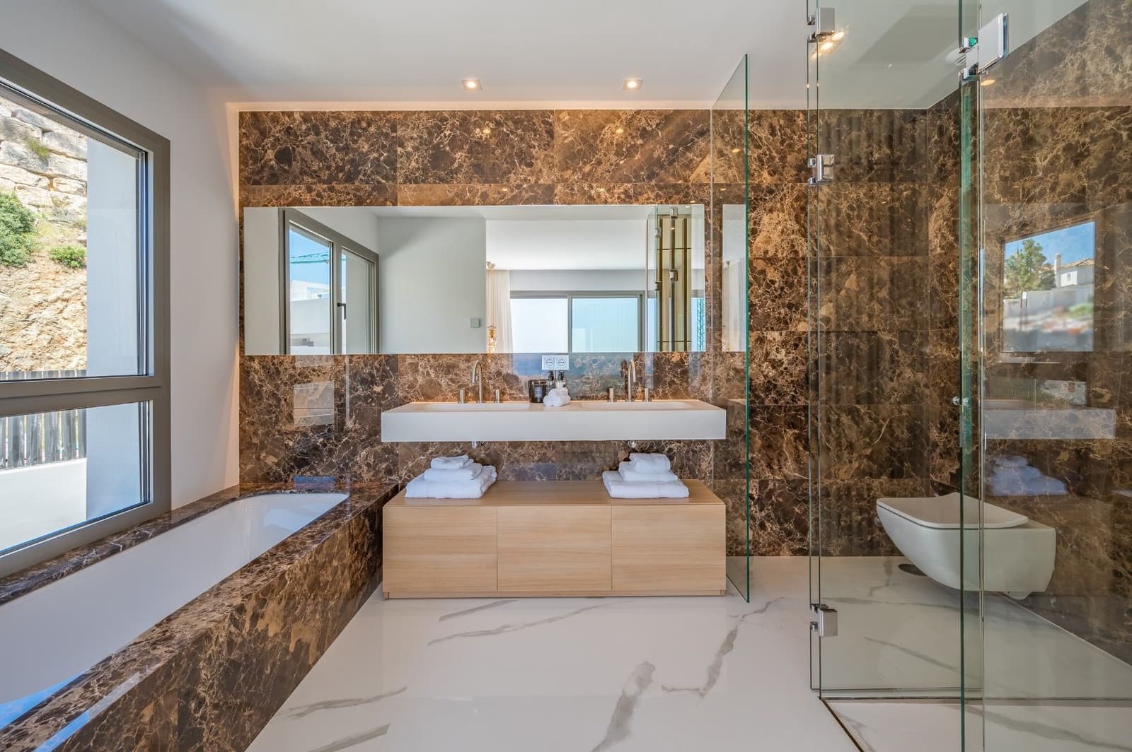 3 sypialnia Apartament na sprzedaż w Benahavis - 1 625 000 € (Ref: 7846534)