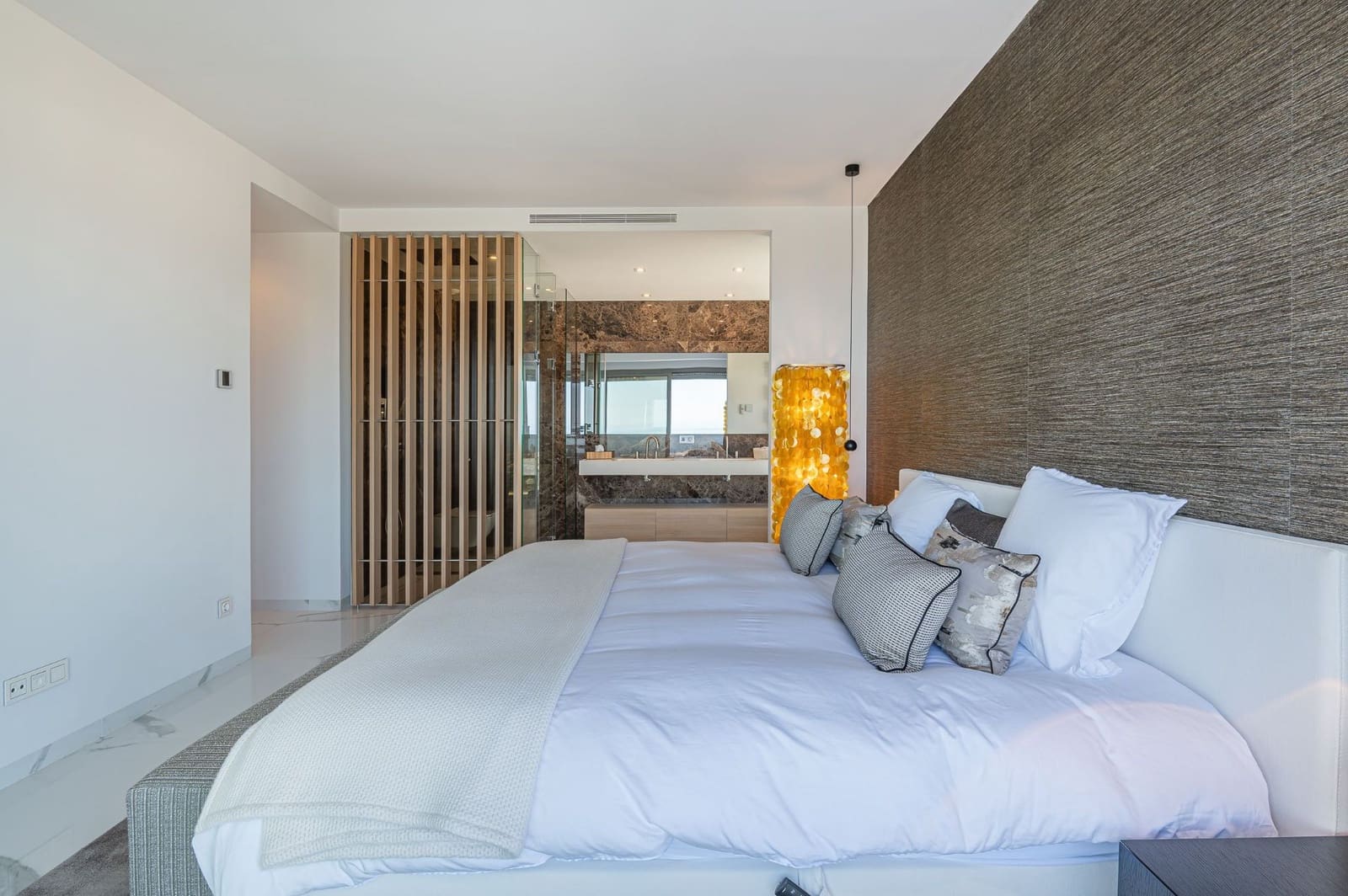 3 slaapkamer Appartement te koop in Benahavis - € 1.950.000 (Ref: 7848332)