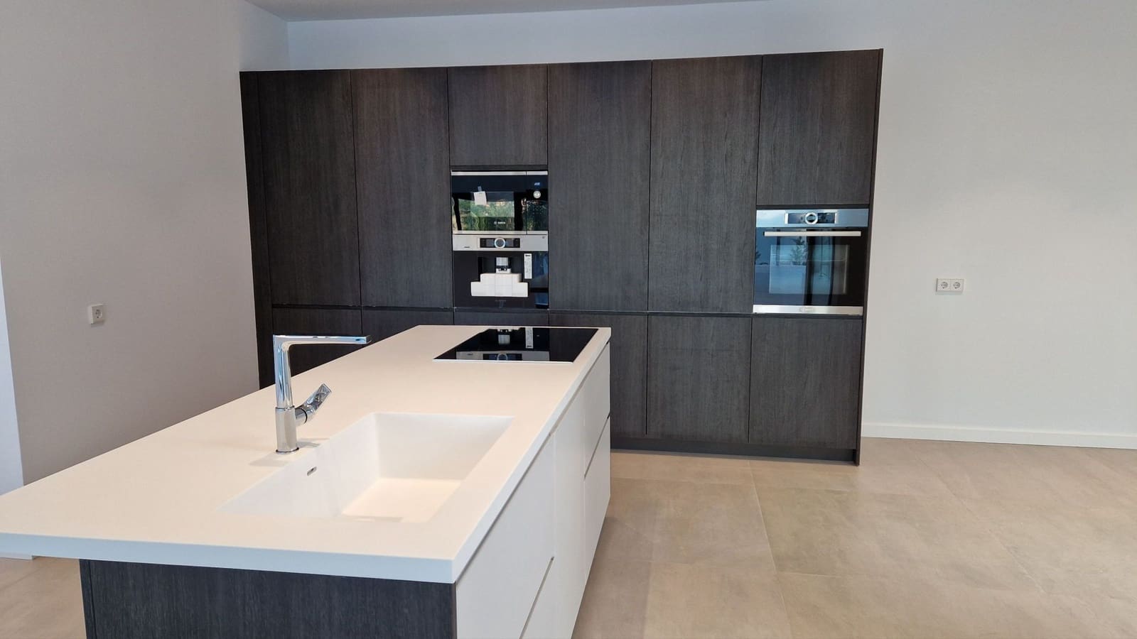 4 bedroom Villa for sale in Elviria - € 2,300,000 (Ref: 7911320)