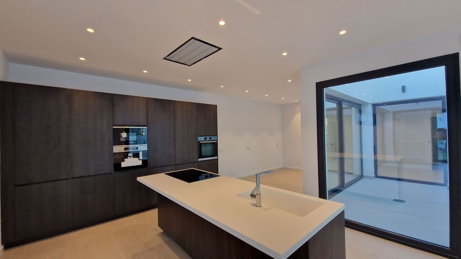 4 bedroom Villa for sale in Elviria - € 2,300,000 (Ref: 7911320)