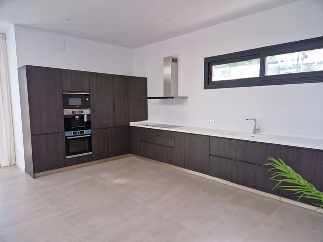 4 Zimmer Villa zu verkaufen in Elviria, Marbella - 2.300.000 € (Ref: 7911320)