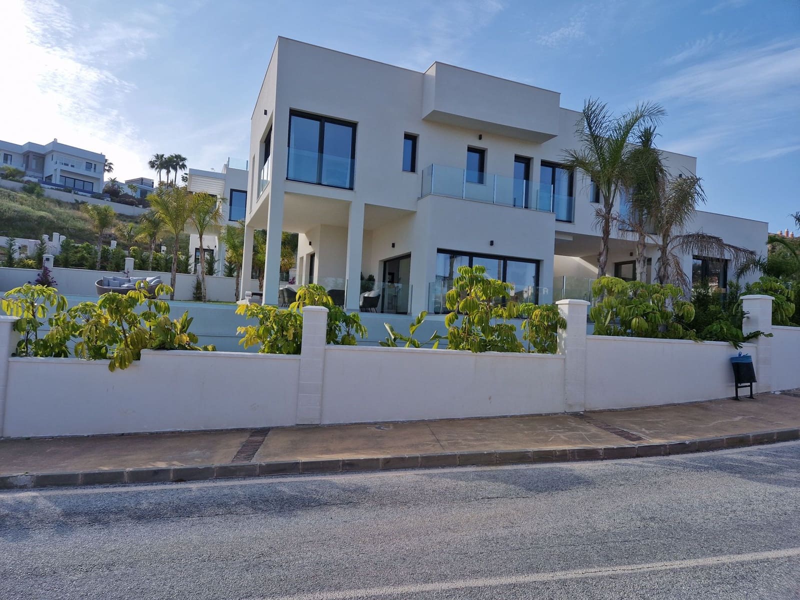 4 bedroom Villa for sale in Elviria - € 2,300,000 (Ref: 7911320)