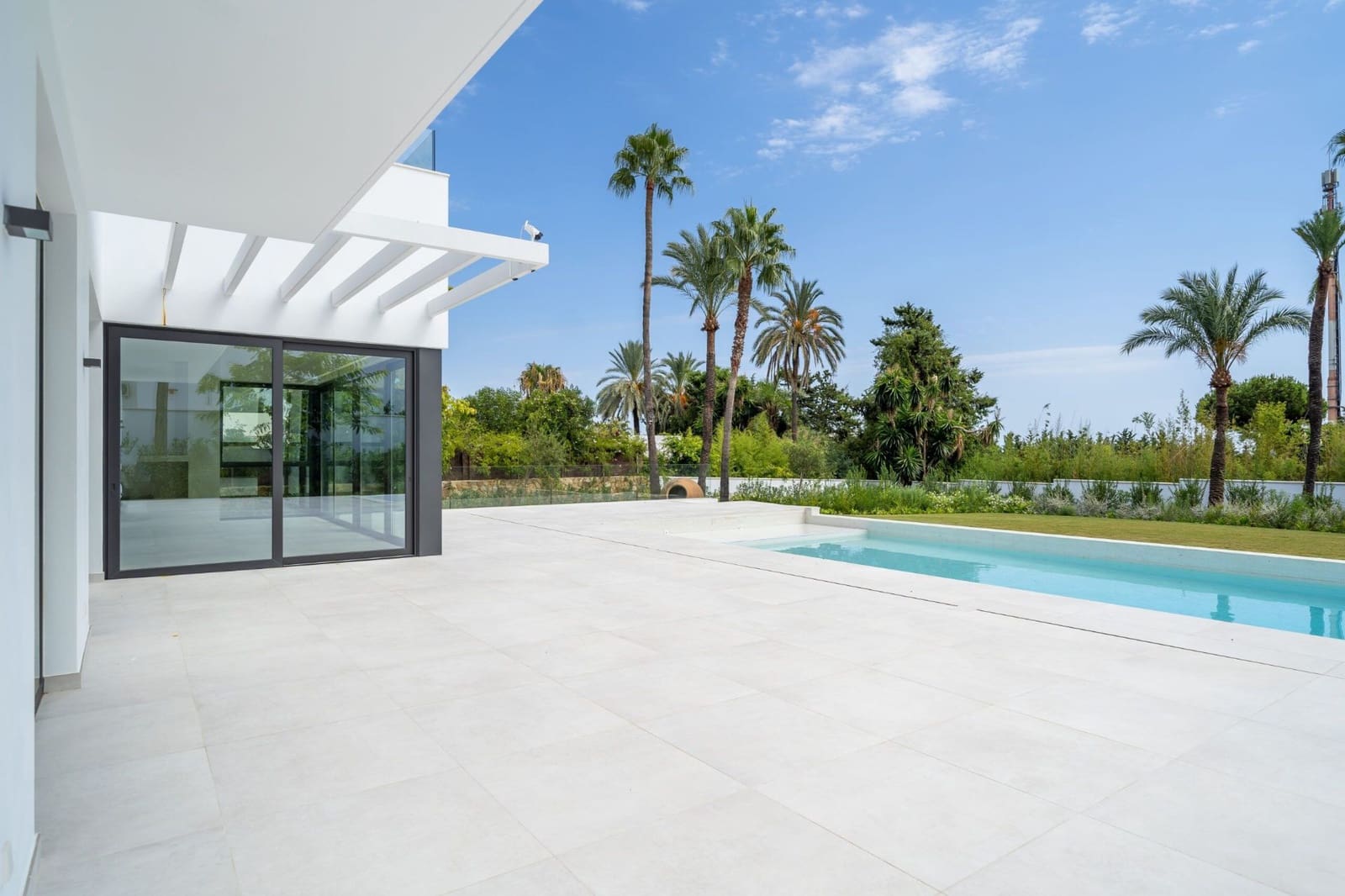 4 Zimmer Villa zu verkaufen in Benahavis - 3.850.000 € (Ref: 7985819)