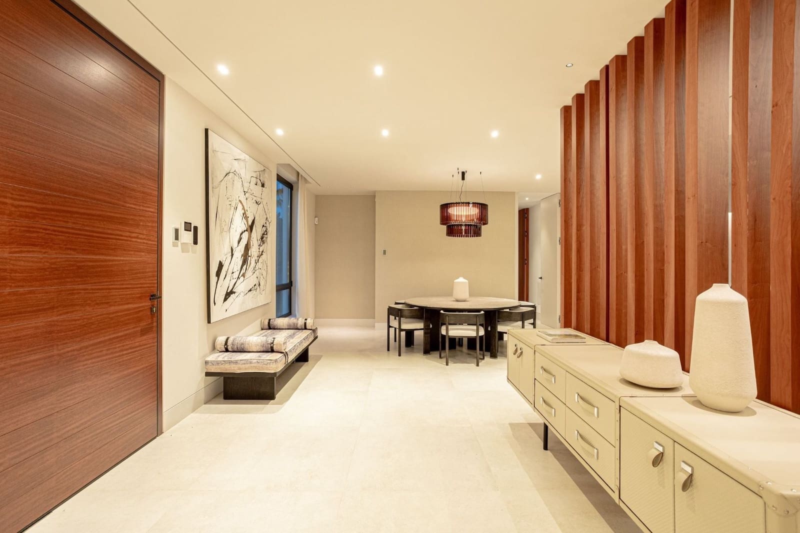 4 bedroom Villa for sale in Benahavis with pool - € 3,850,000 (Ref: 7985819)