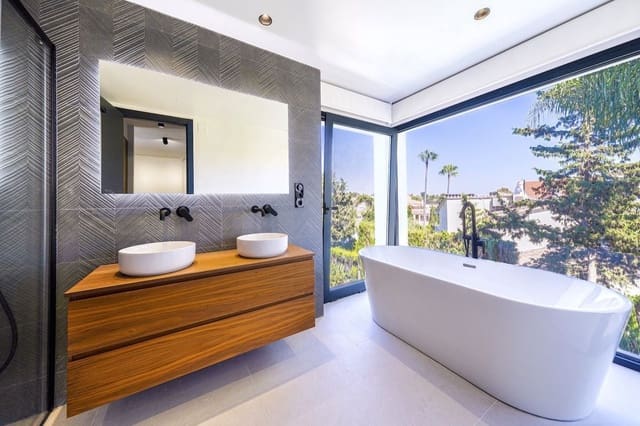 5 sypialnia Willa na sprzedaż w Nueva Andalucía Centro, Marbella - 3 150 000 € (Ref: 8010073)