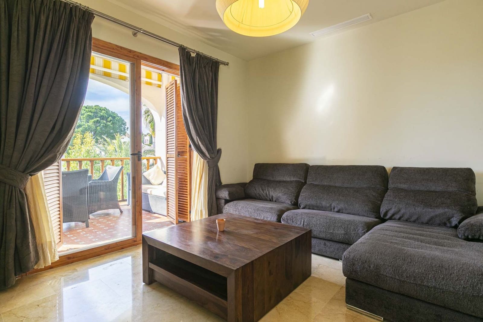 2 soverom Penthouse til salgs i Nueva Andalucia - € 397 000 (Ref: 8039049)