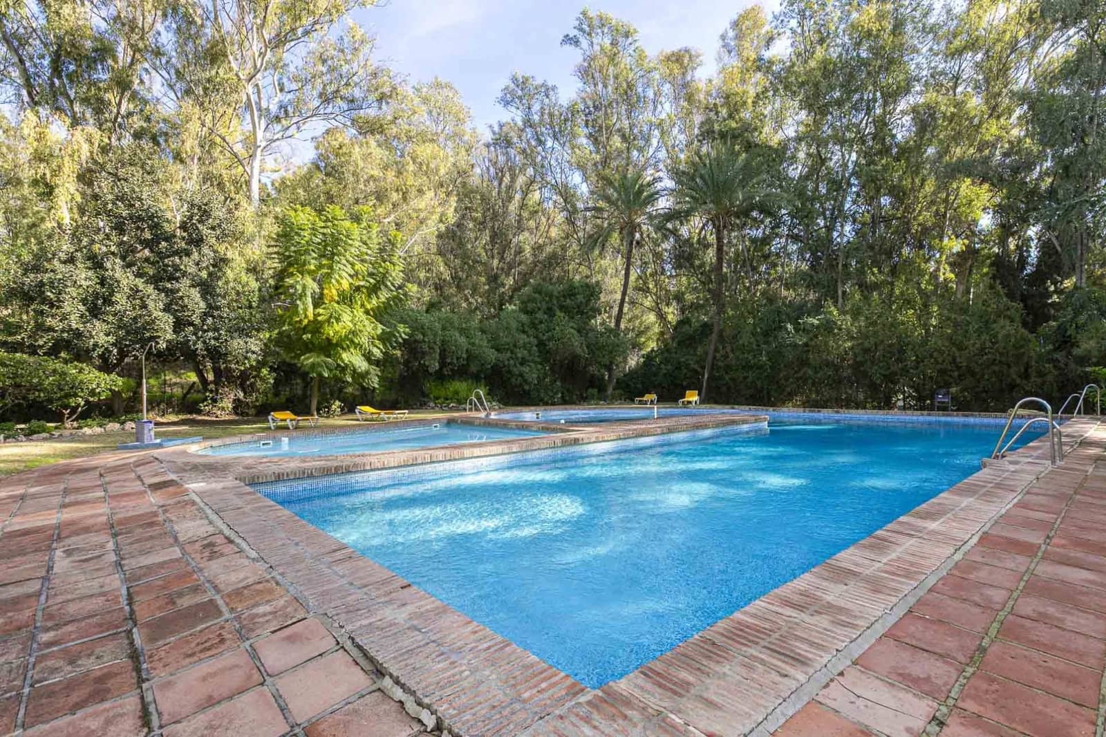 2 soverom Penthouse til salgs i Nueva Andalucia - € 397 000 (Ref: 8039049)