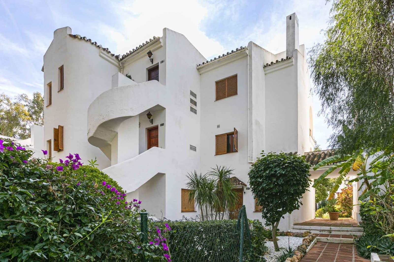 2 soverom Penthouse til salgs i Nueva Andalucia - € 397 000 (Ref: 8039049)