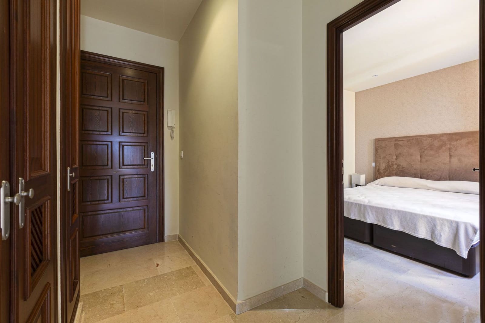 2 soverom Penthouse til salgs i Nueva Andalucia - € 397 000 (Ref: 8039049)