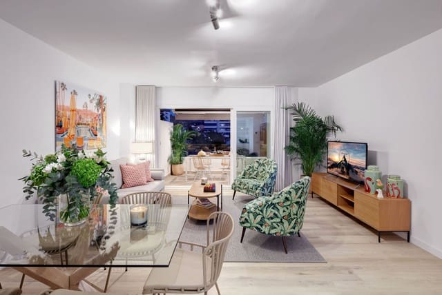 Apartamento de 2 habitaciones en Las Brisas, Marbella en venta - 395.000 € (Ref: 8125368)