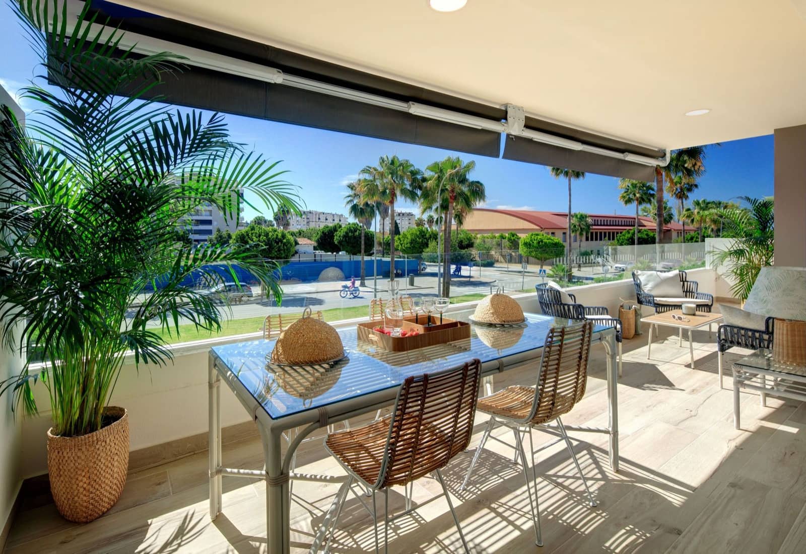 Apartamento de 2 habitaciones en Nueva Andalucia en venta - 395.000 € (Ref: 8125368)