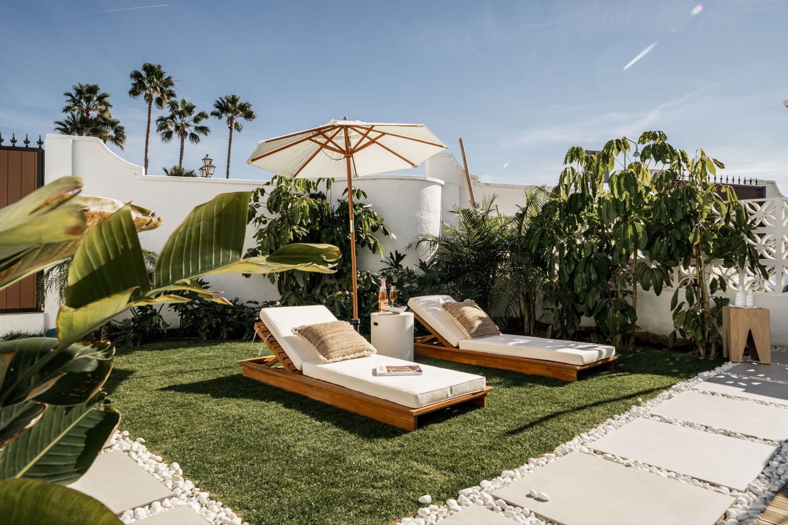 3 soveværelse Byhus til salg i Los Monteros - € 2.150.000 (Ref: 8132905)