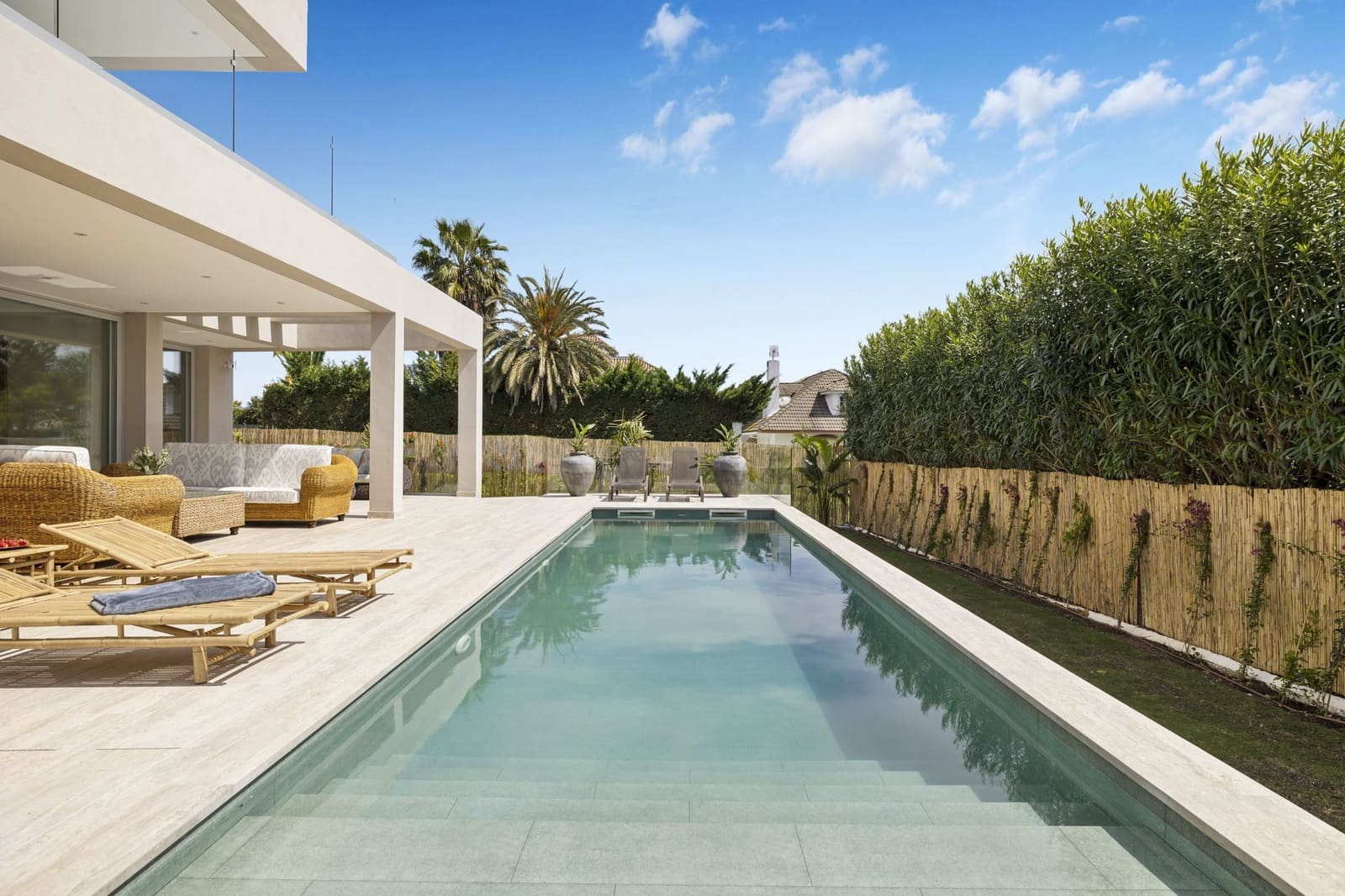 5 slaapkamer Villa te koop in Marbella - € 2.950.000 (Ref: 8212821)