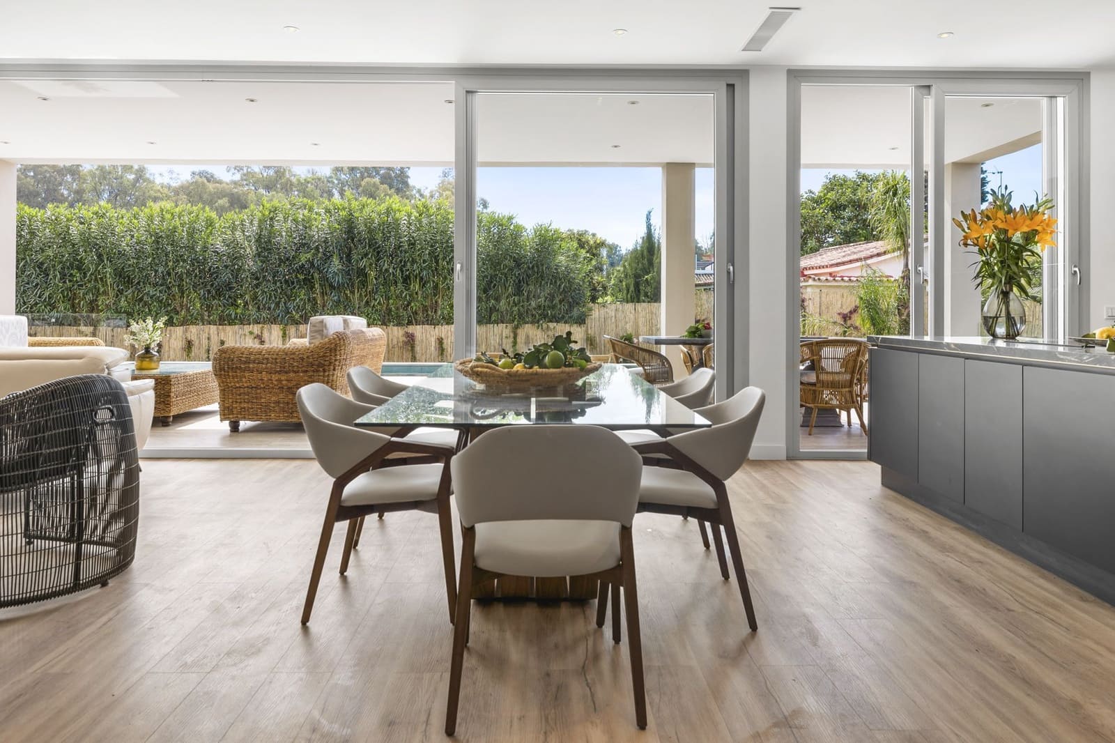 5 slaapkamer Villa te koop in Marbella - € 2.950.000 (Ref: 8212821)