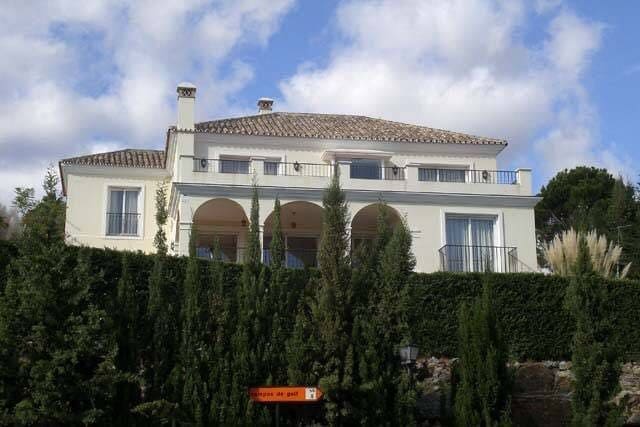 6 soveværelse Villa til salg i Nueva Andalucia - € 3.100.000 (Ref: 8267258)