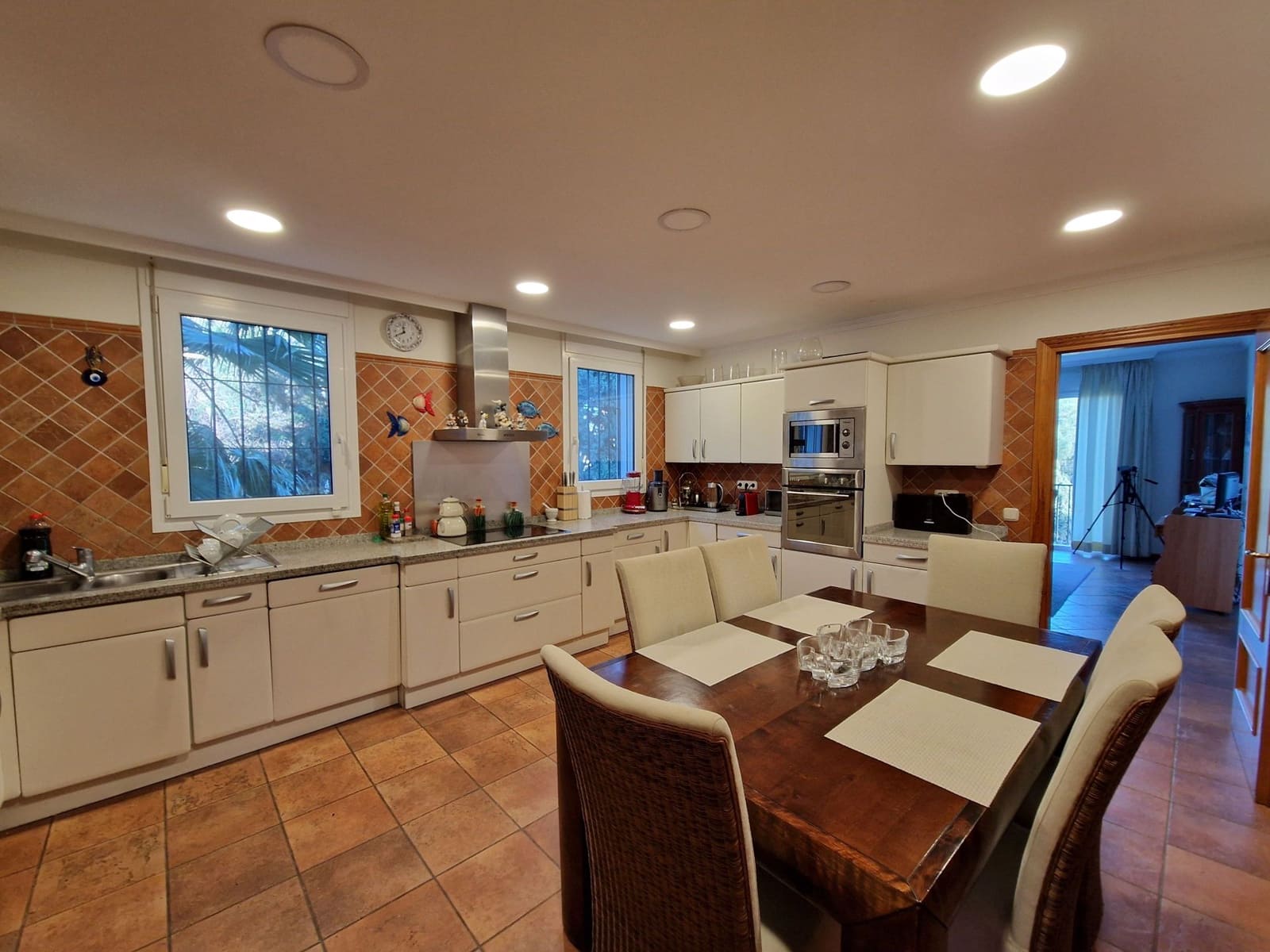 6 soveværelse Villa til salg i Nueva Andalucia - € 3.100.000 (Ref: 8267258)