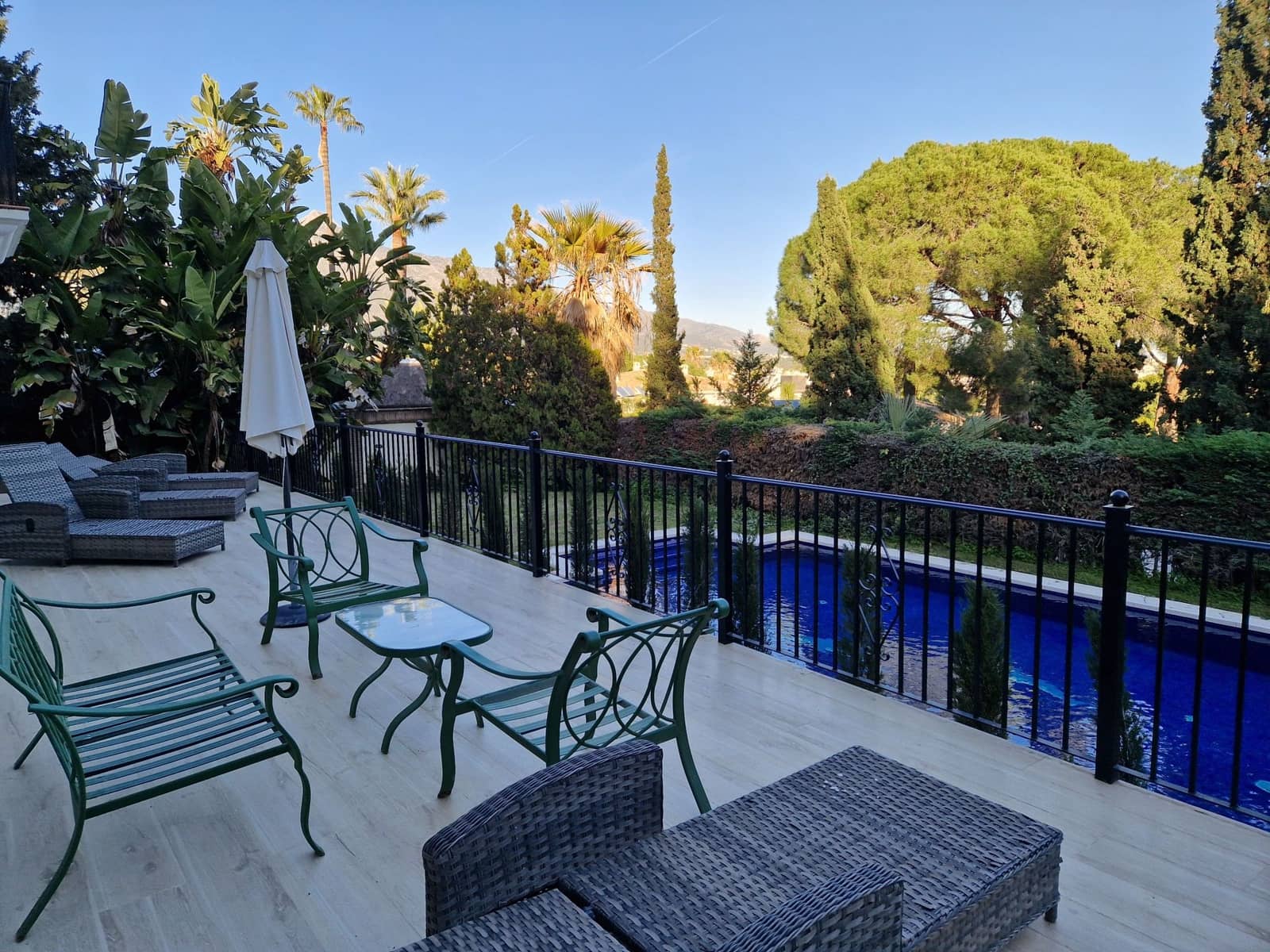 6 soveværelse Villa til salg i Nueva Andalucia - € 3.100.000 (Ref: 8267258)