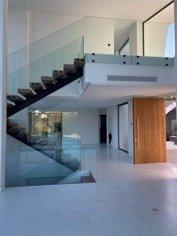 4 bedroom Villa for sale in Los Flamingos, Benahavís - € 3,890,000 (Ref: 8431389)