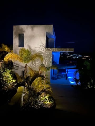 4 bedroom Villa for sale in Los Flamingos, Benahavís - € 3,890,000 (Ref: 8431389)