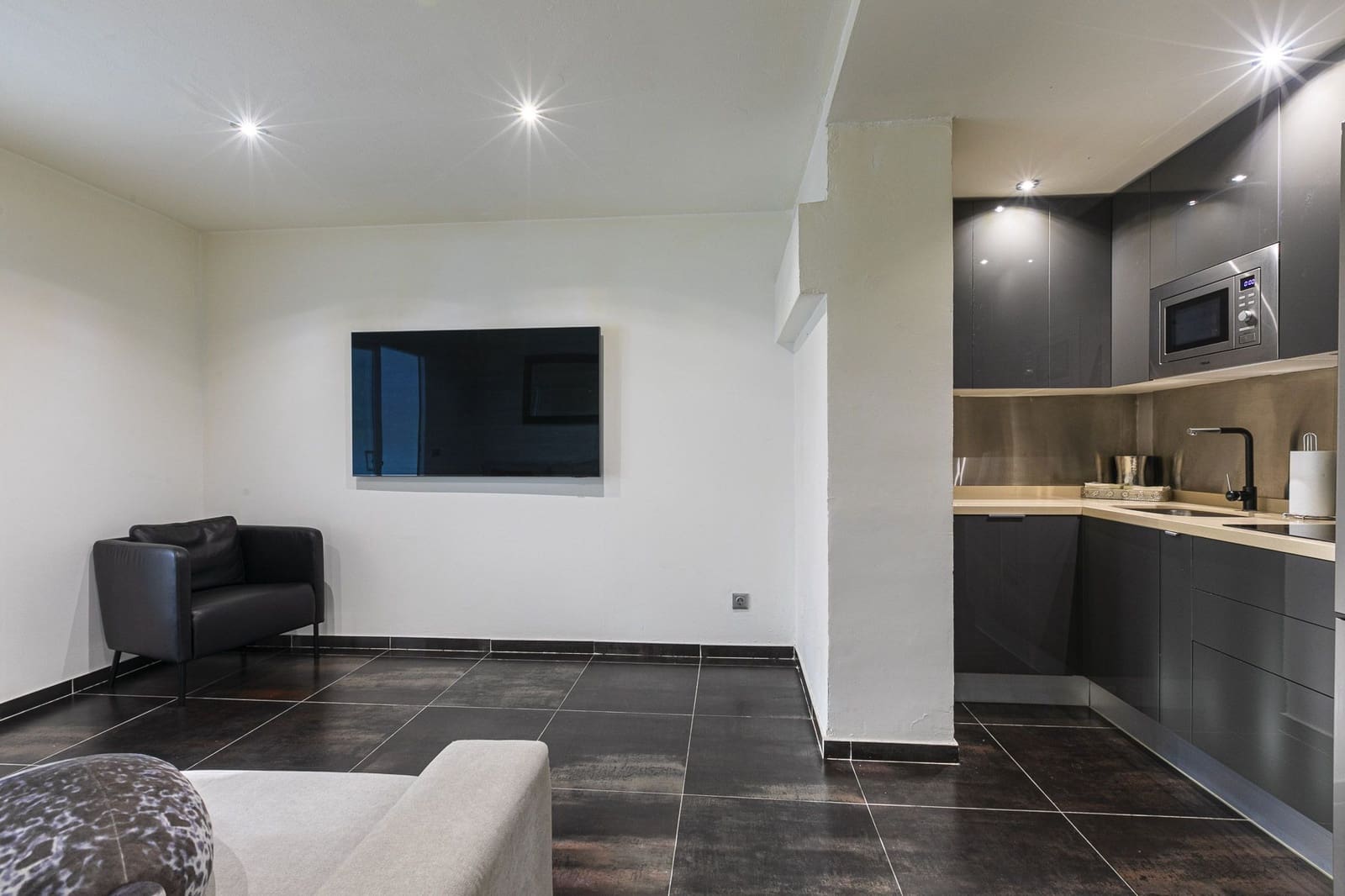 1 bedroom Apartment for sale in Cancelada - € 215,000 (Ref: 8634139)