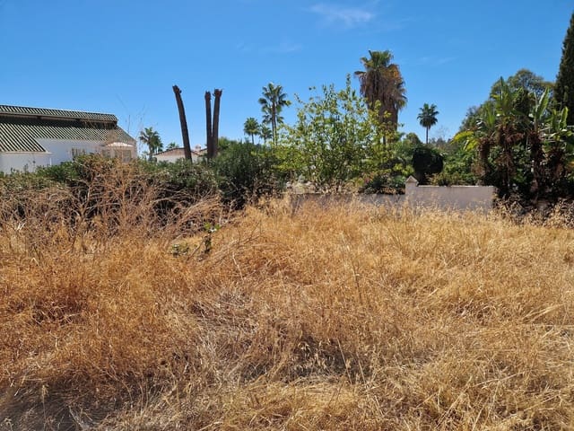 Działka budowlana na sprzedaż w Nueva Andalucia, Marbella - 495 000 € (Ref: 8644556)