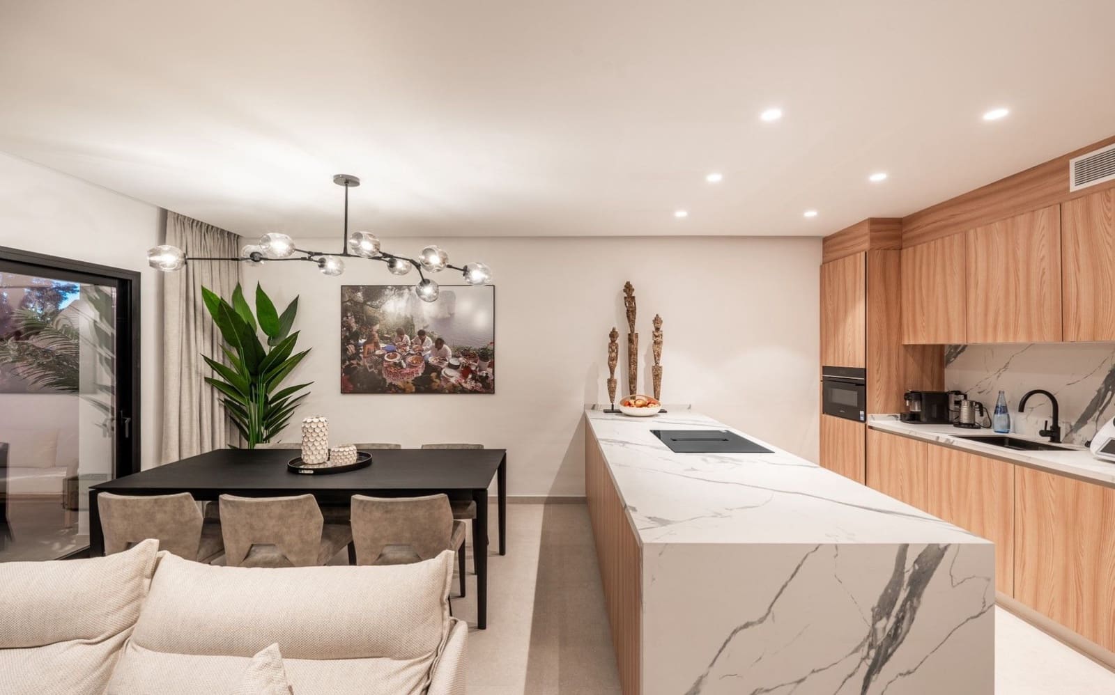 4 soverom Penthouse til salgs i Nueva Andalucia - € 1 250 000 (Ref: 8692364)