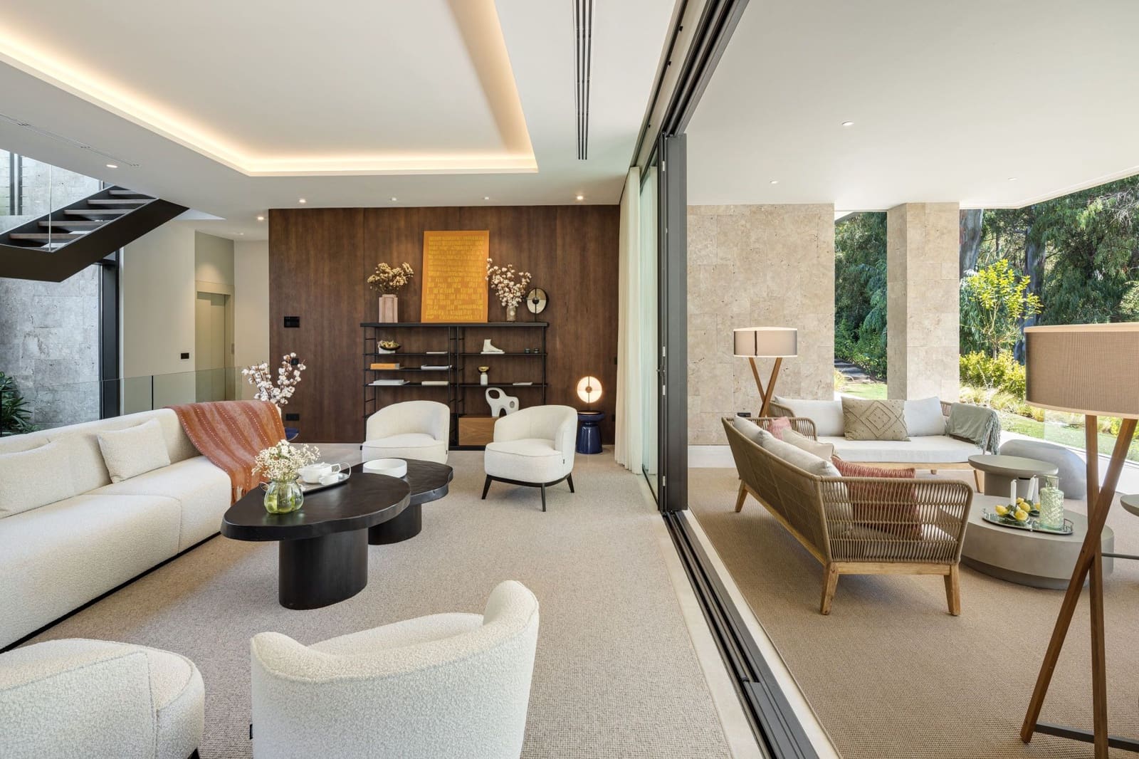 6 slaapkamer Villa te koop in Nueva Andalucia - € 4.375.000 (Ref: 8714474)