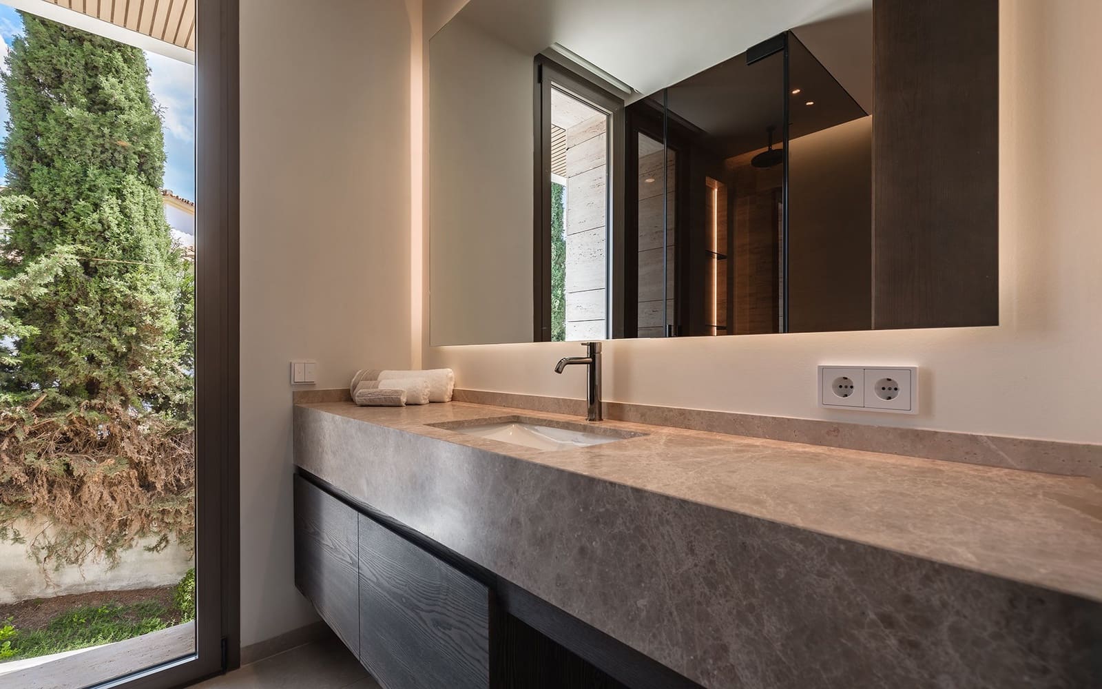 Chalet de 5 habitaciones en Benahavís en venta - 4.990.000 € (Ref: 8805541)