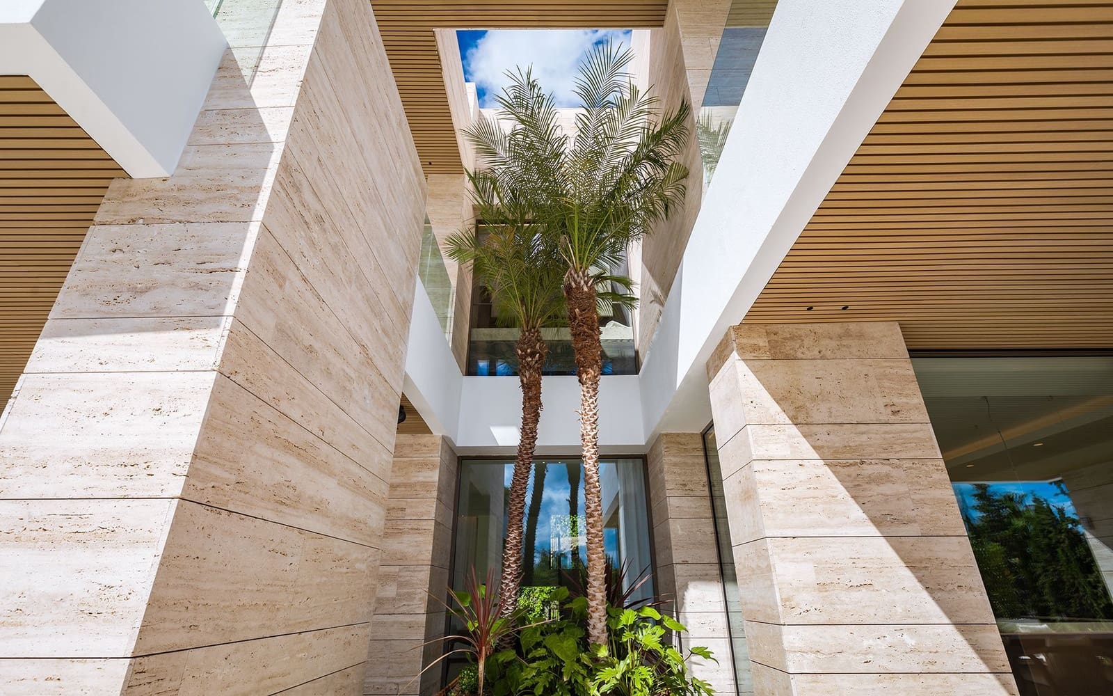 Chalet de 5 habitaciones en Benahavís en venta - 4.990.000 € (Ref: 8805541)