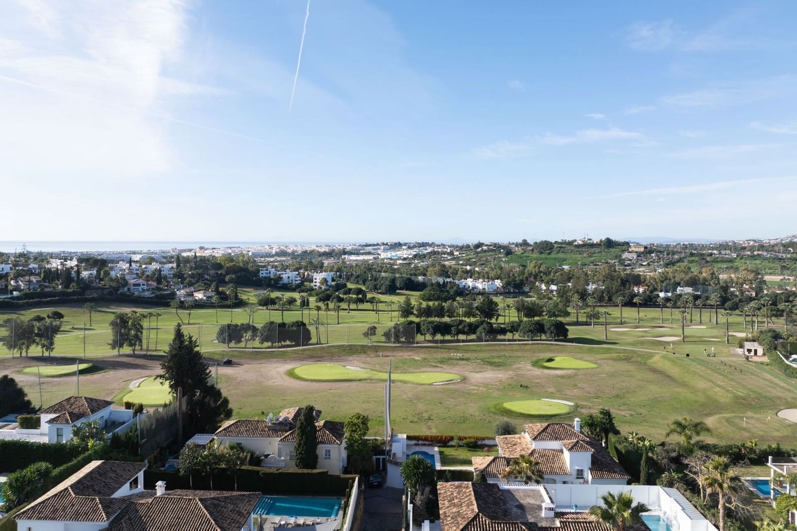 4 slaapkamer Villa te koop in Nueva Andalucia - € 2.795.000 (Ref: 8848756)