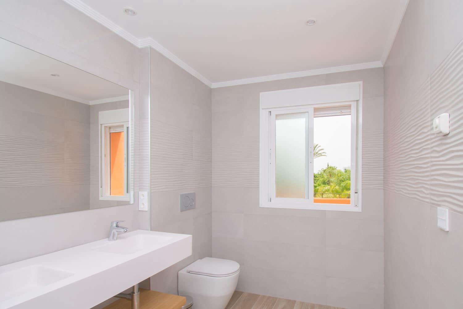 3 bedroom Townhouse for sale in Benahavis - € 670,000 (Ref: 8931819)