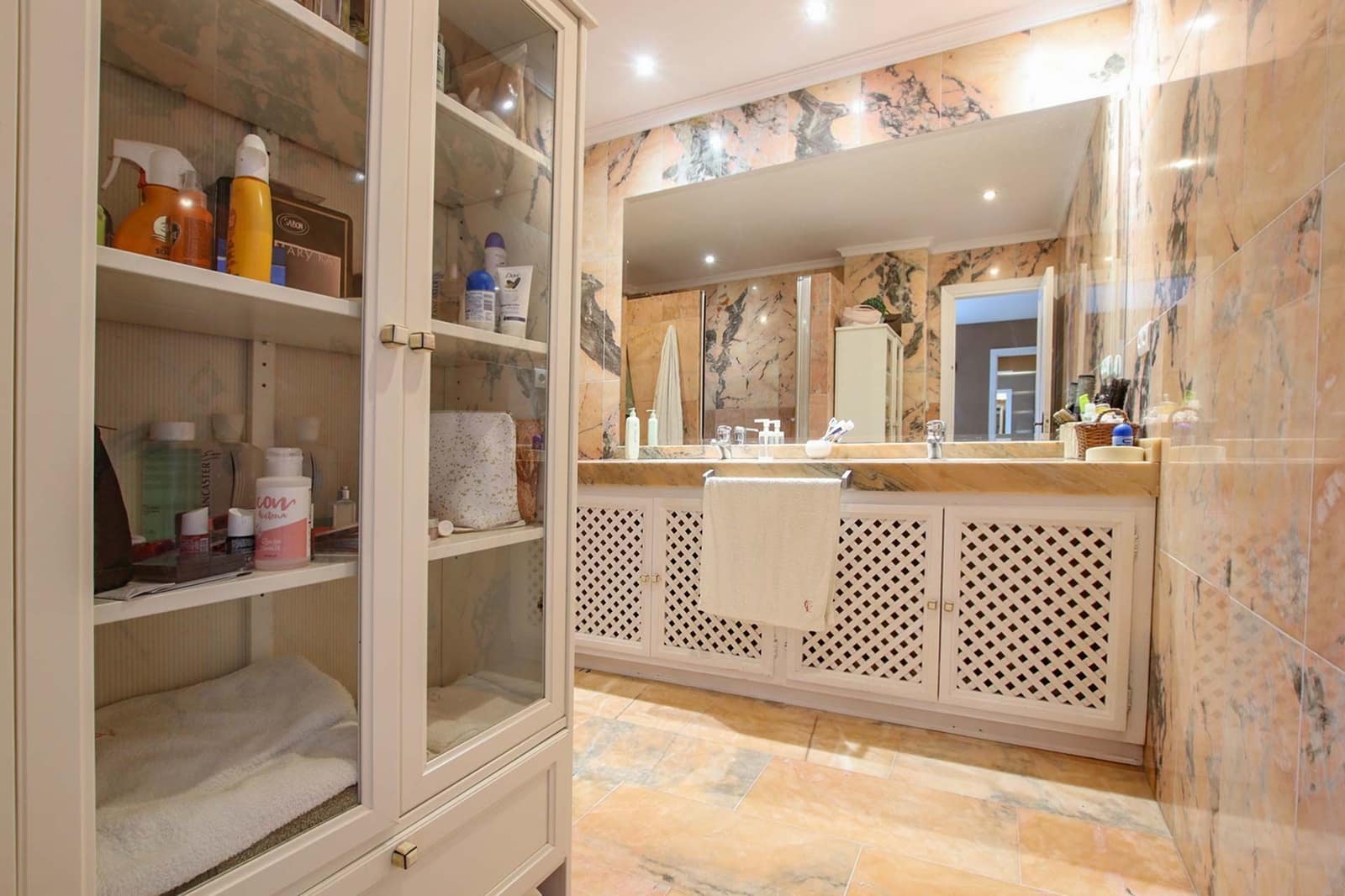 3 Zimmer Apartment zu verkaufen in Nueva Andalucia - 680.000 € (Ref: 8993481)