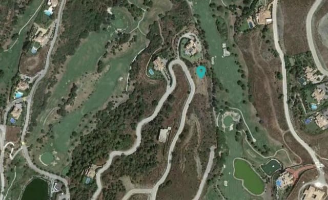 Tontti myytävänä paikassa Montemayor - Marbella Club, Benahavís - 670 000 € (Ref: 9047237)