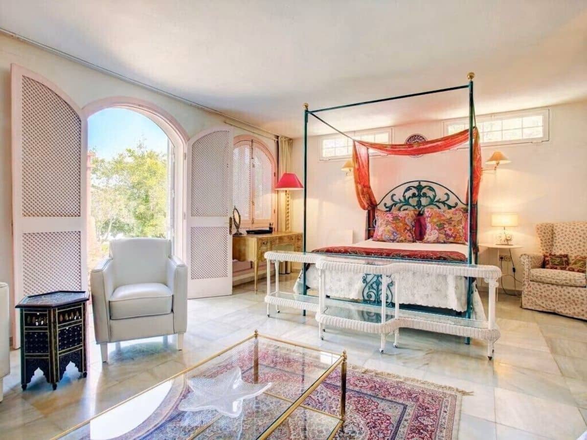 6 soveværelse Villa til salg i Nueva Andalucia - € 5.300.000 (Ref: 9148785)