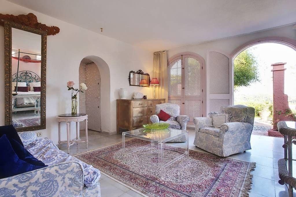 6 soveværelse Villa til salg i Nueva Andalucia - € 5.300.000 (Ref: 9148785)