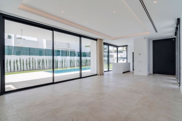 5 sypialnia Willa na sprzedaż w Atalaya-Isdabe, Estepona - 1 950 000 € (Ref: 9151618)