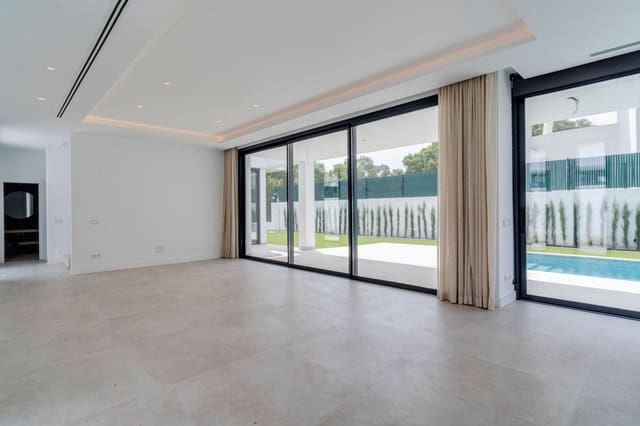 5 sypialnia Willa na sprzedaż w Atalaya-Isdabe, Estepona - 1 950 000 € (Ref: 9151618)