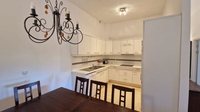 2 soverom Leilighet til salgs i Nueva Atalaya, Estepona - € 350 000 (Ref: 9211716)