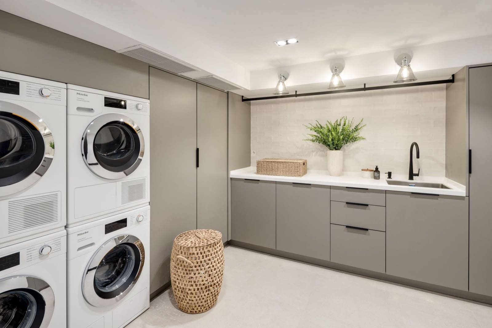 7 chambre Villa/Maison à vendre à Nueva Andalucia - 19 500 000 € (Ref: 9325832)