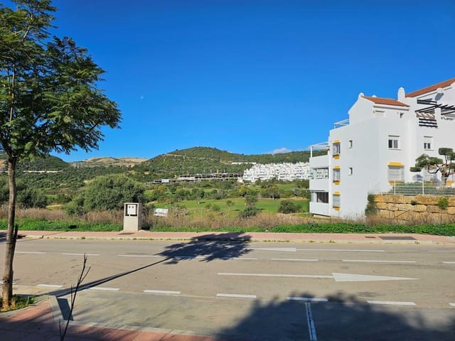 Building Plot for sale in Valle Romano Golf, Estepona - € 220,000 (Ref: 9366794)