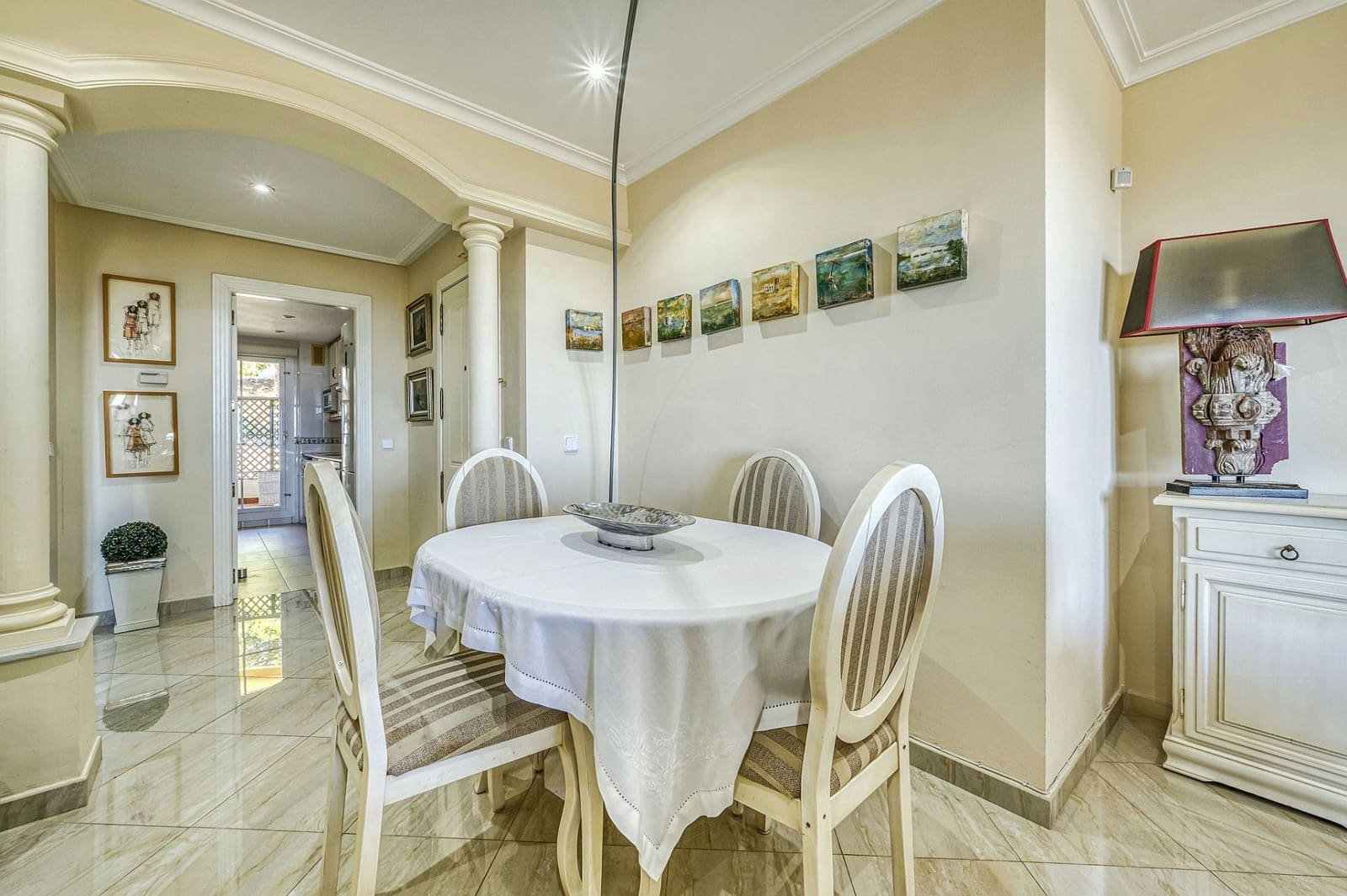 Apartamento de 2 habitaciones en Nueva Andalucia en venta - 495.000 € (Ref: 9410381)