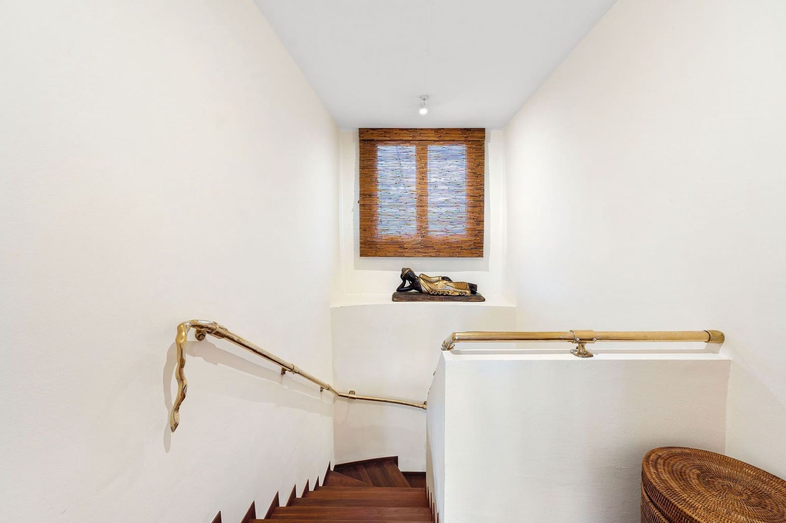 4 bedroom Villa for sale in Nueva Andalucia - € 2,995,000 (Ref: 9426365)