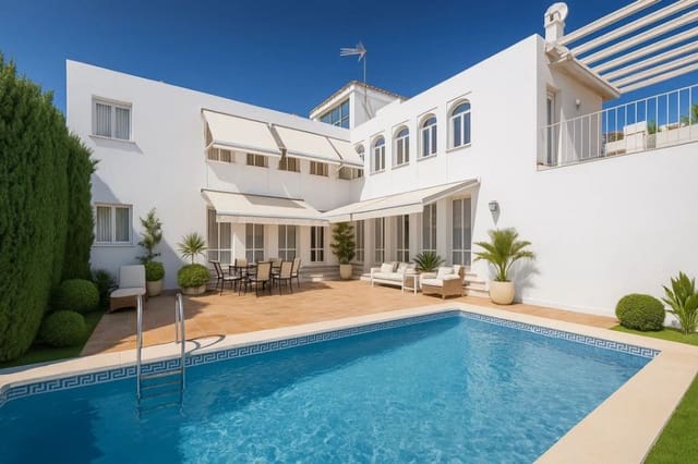 5 slaapkamer Villa te koop in Los Naranjos, Marbella - € 1.600.000 (Ref: 9432853)