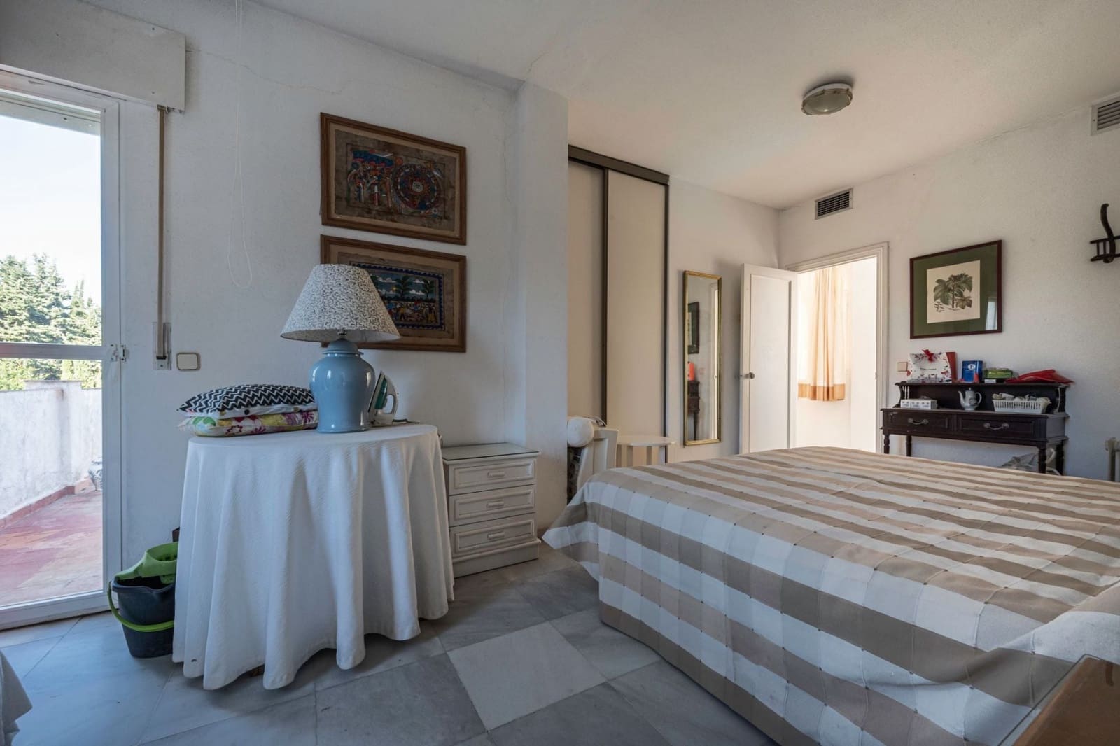 5 slaapkamer Villa te koop in Nueva Andalucia - € 1.600.000 (Ref: 9432853)