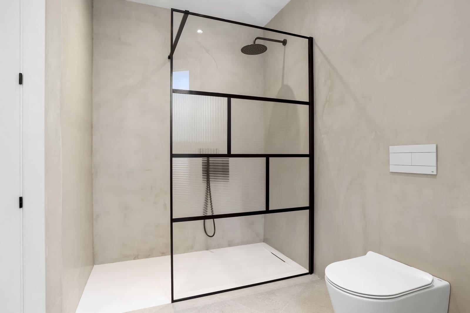 4 bedroom Villa for sale in Benahavis - € 3,450,000 (Ref: 9481539)