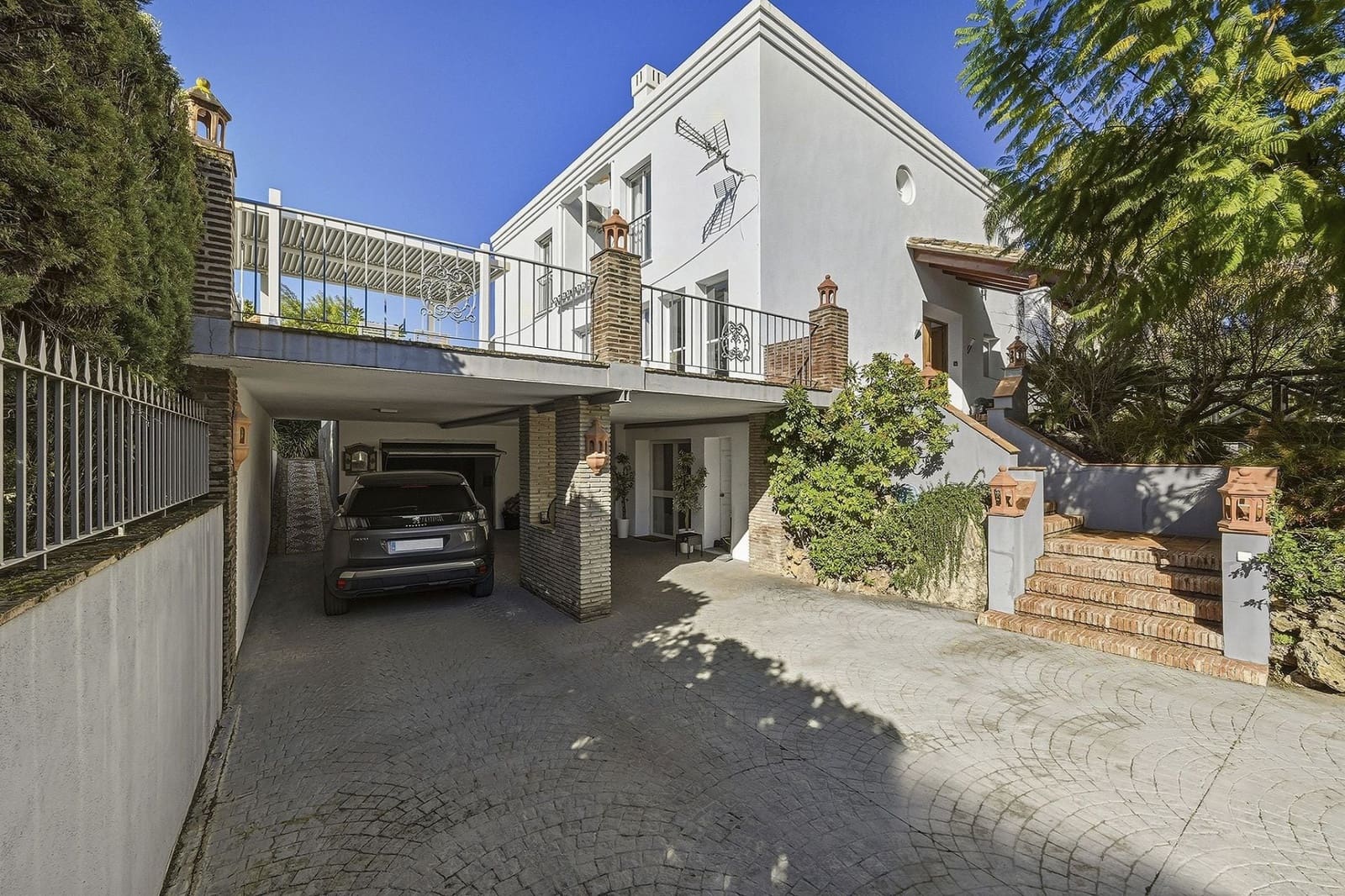 8 chambre Villa/Maison à vendre à Nueva Andalucia - 2 250 000 € (Ref: 9618861)