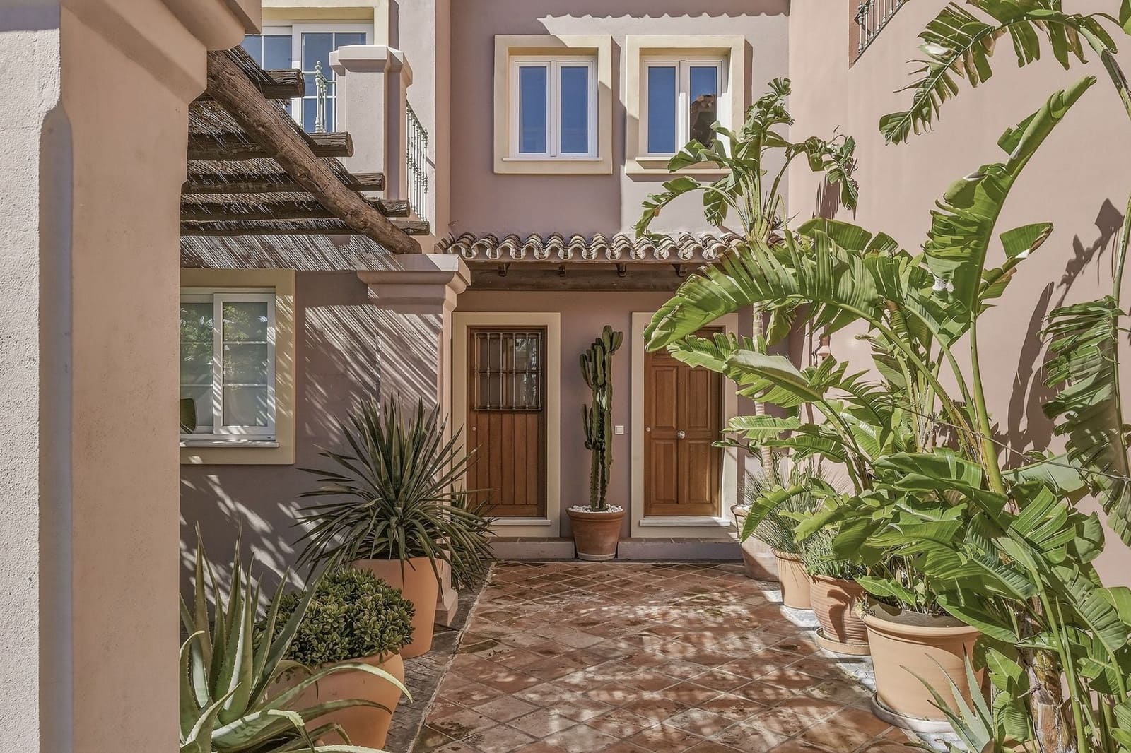 3 sypialnia Dom na sprzedaż w La Quinta - 1 395 000 € (Ref: 9629502)