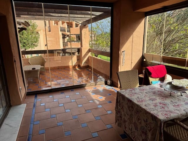 4 sovrum Lägenhet till salu i Atalaya-Isdabe, Estepona - 850 000 € (Ref: 9689930)