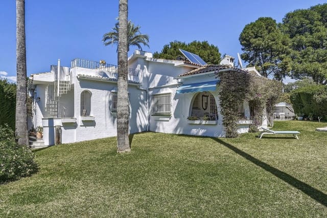 5 quarto Moradia para venda em Guadalmina Alta, Marbella - 1 350 000 € (Ref: 9696872)