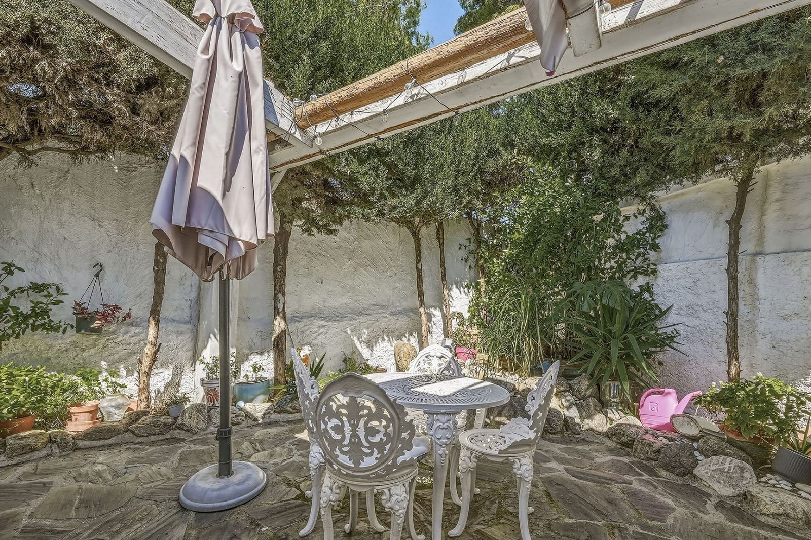 Chalet de 5 habitaciones en Guadalmina en venta - 1.350.000 € (Ref: 9696872)